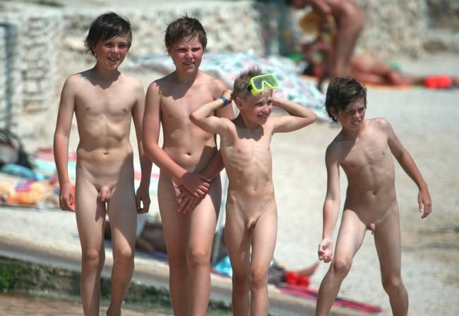 About nudists photo PureNudism Fkk outdoor profiles # 1 About nudists photo PureNudism Fkk outdoor profiles # 1