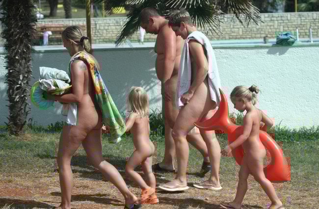 Beautiful photo gallery about nudism PureNudism Fkk outdoor profiles # 2 Beautiful photo gallery about nudism PureNudism Fkk outdoor profiles # 2